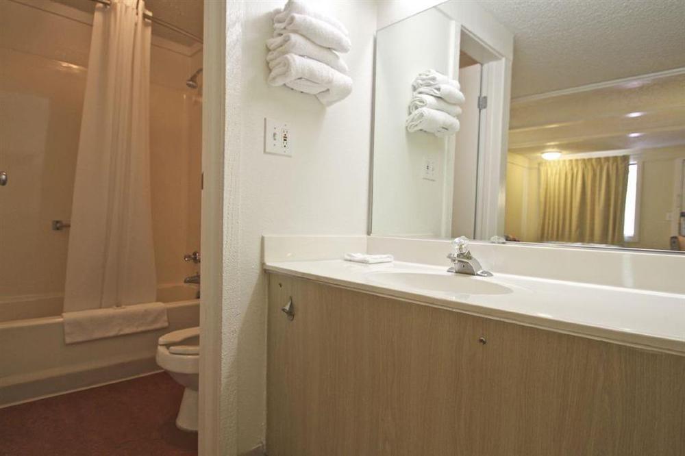 Super 8 By Wyndham Asheville/Biltmore Phòng bức ảnh